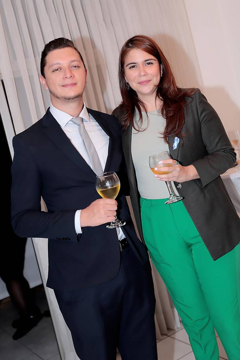 Daniel Zepeda y Carmen López