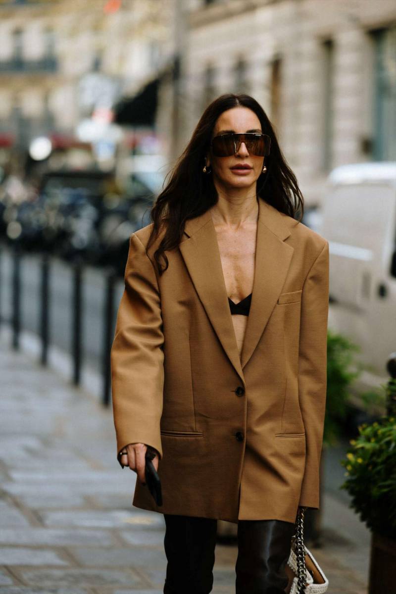 Con unos leggins negro y unas gafas vintage son ideales para cualquier ocasión