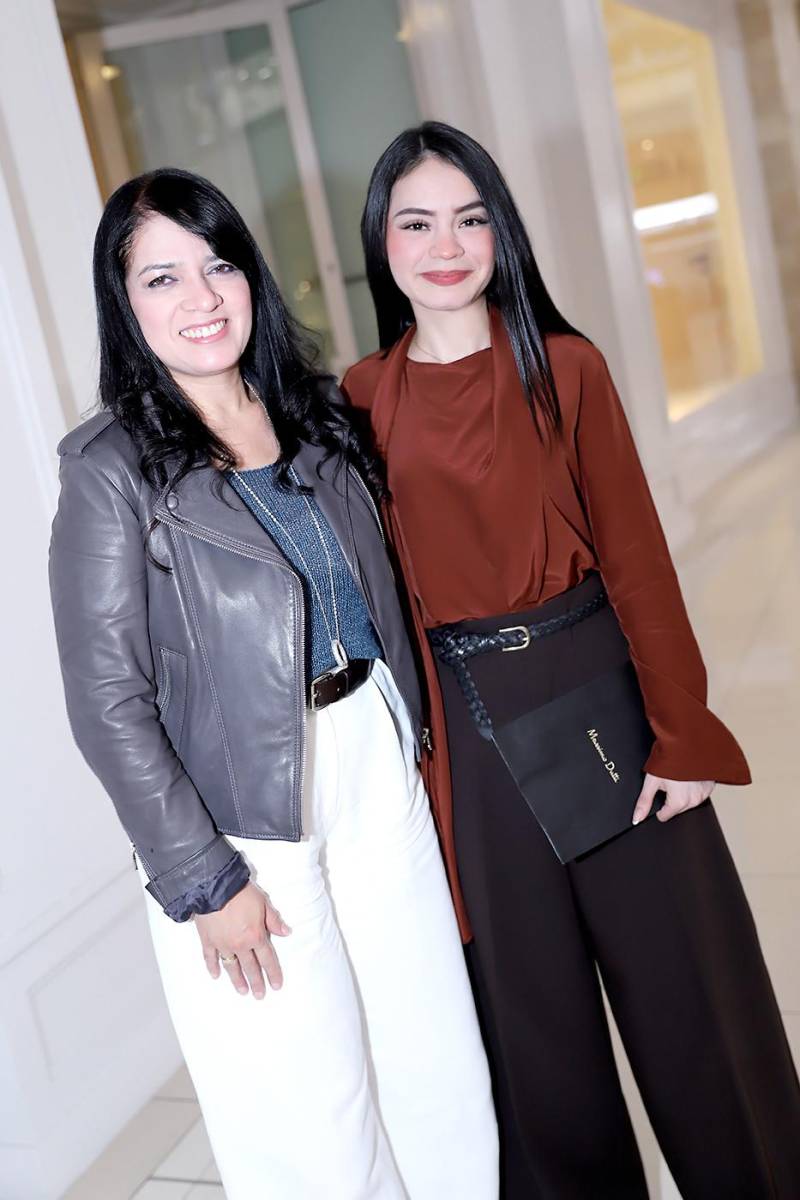 Massimo Dutti presenta su nueva colección invierno en Multiplaza