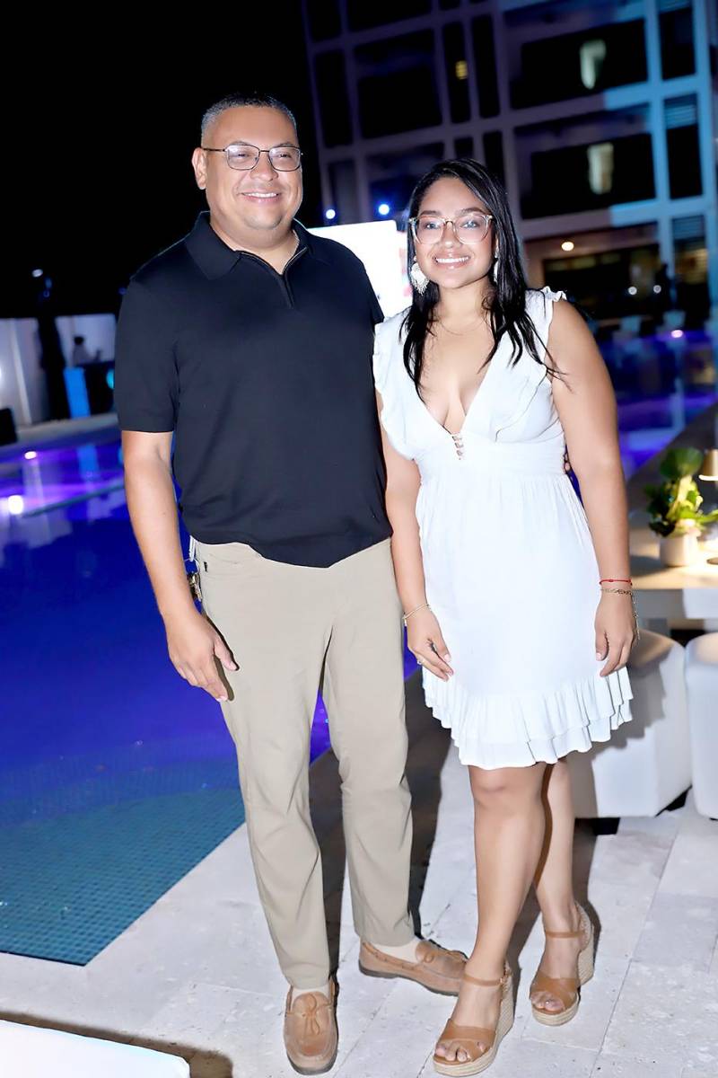 Jesús Reyes y Mirna Puerto.