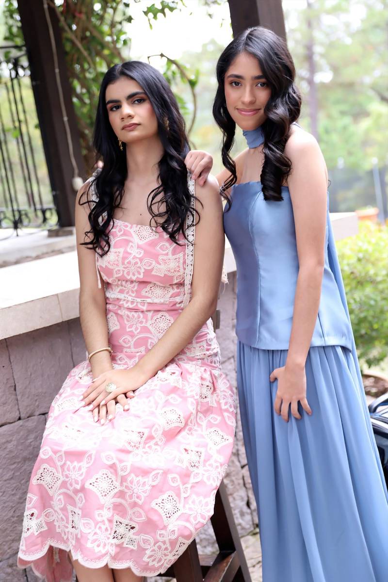 ⁠Antonella Asfura y Arianna Burgos.