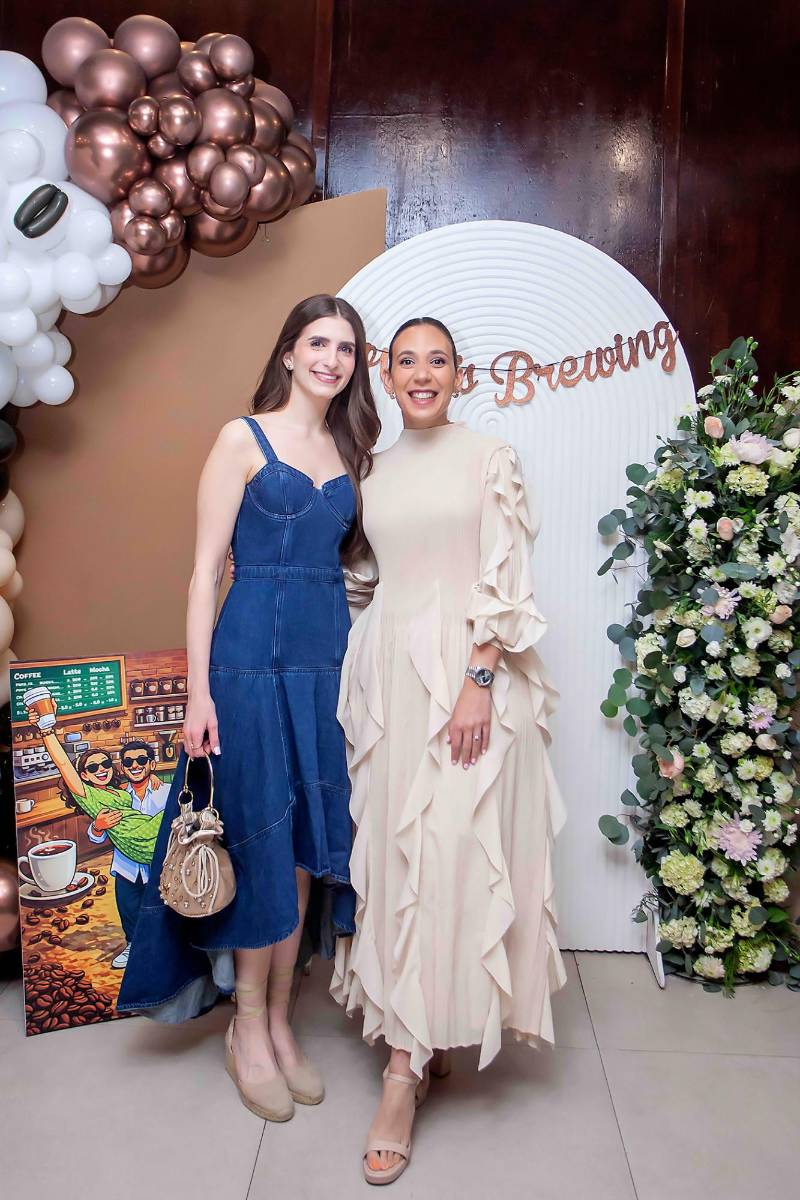 Alexia Burbara y Camila Hasfura.