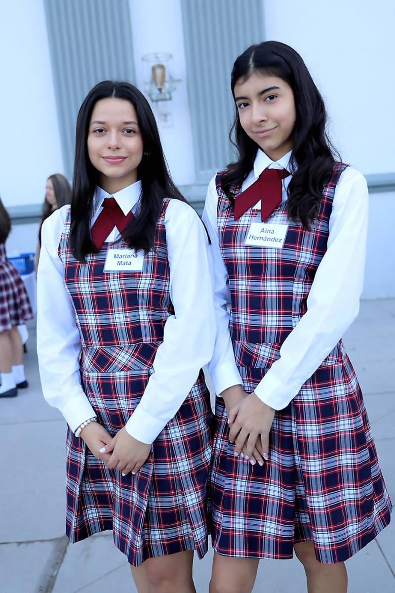 Mariana Mata con Aina Hernández