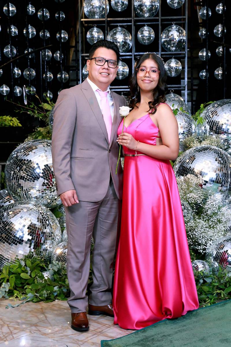 Nelson Edgardo Cabrera y Camila 