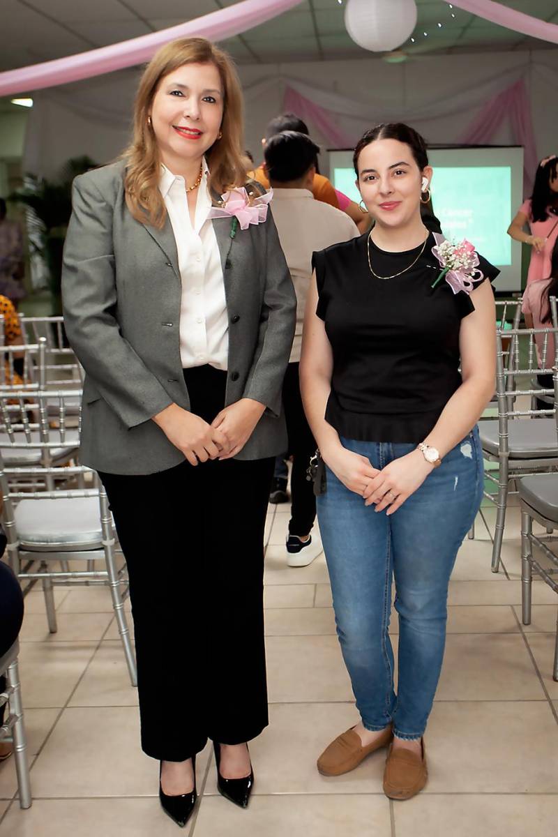 Ana Pacheco de Banpais y Lea Villanueva de repostería Nanis.