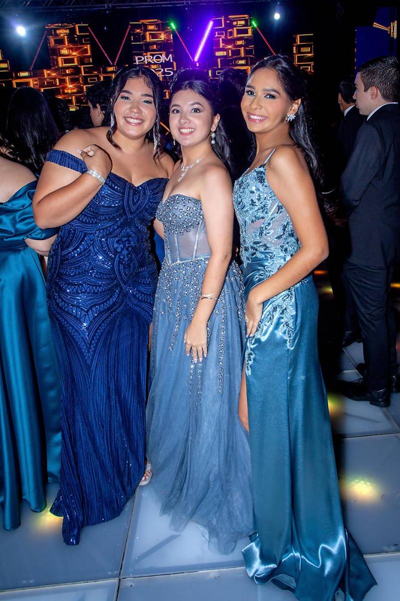 Alejandra Cálix, Natalia Bueso y Sara Flores.