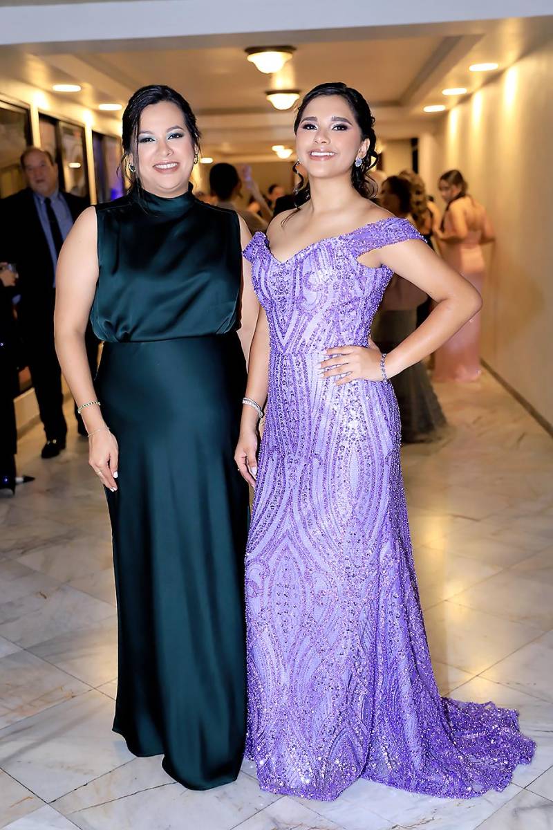 Invitados de la prom 2025 de Mayan School