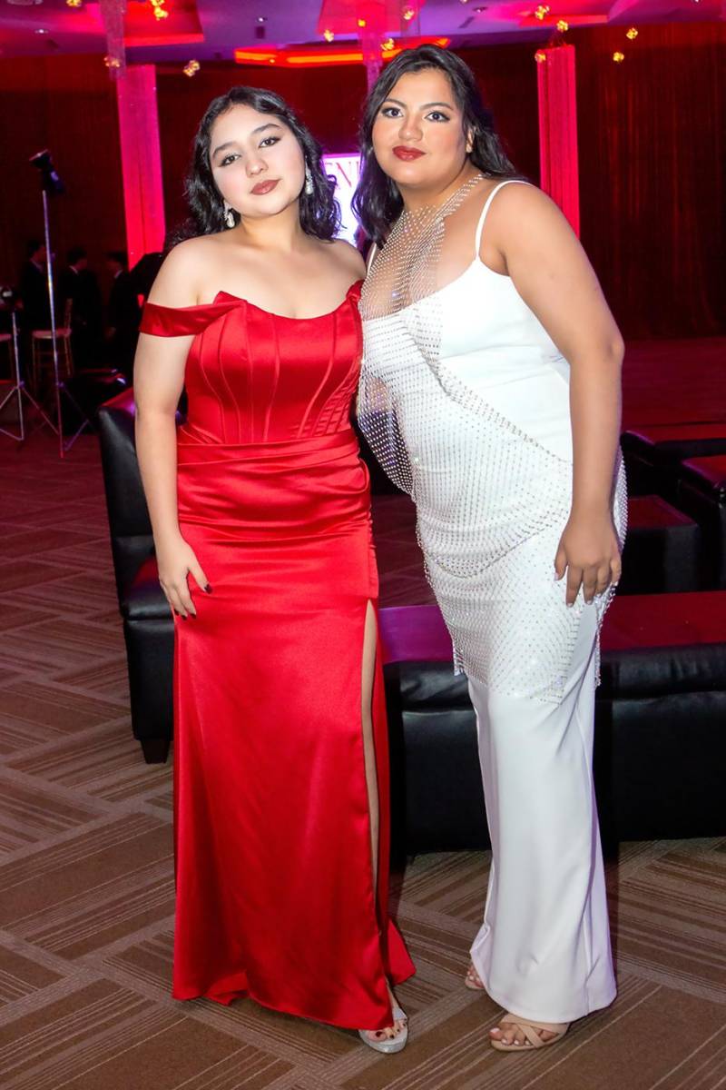 Ana Caballero y Diana Mejía 
