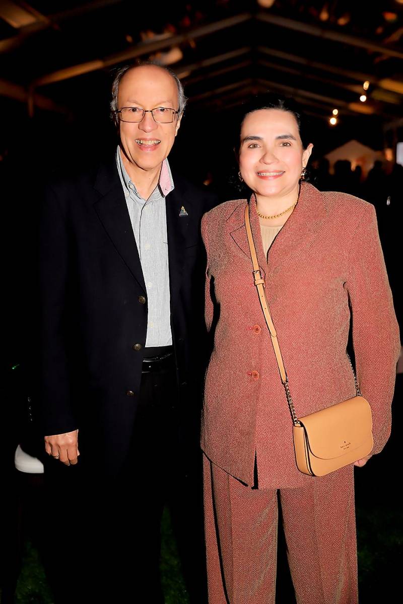 Eugenio Sánchez y Martha Lilian. 