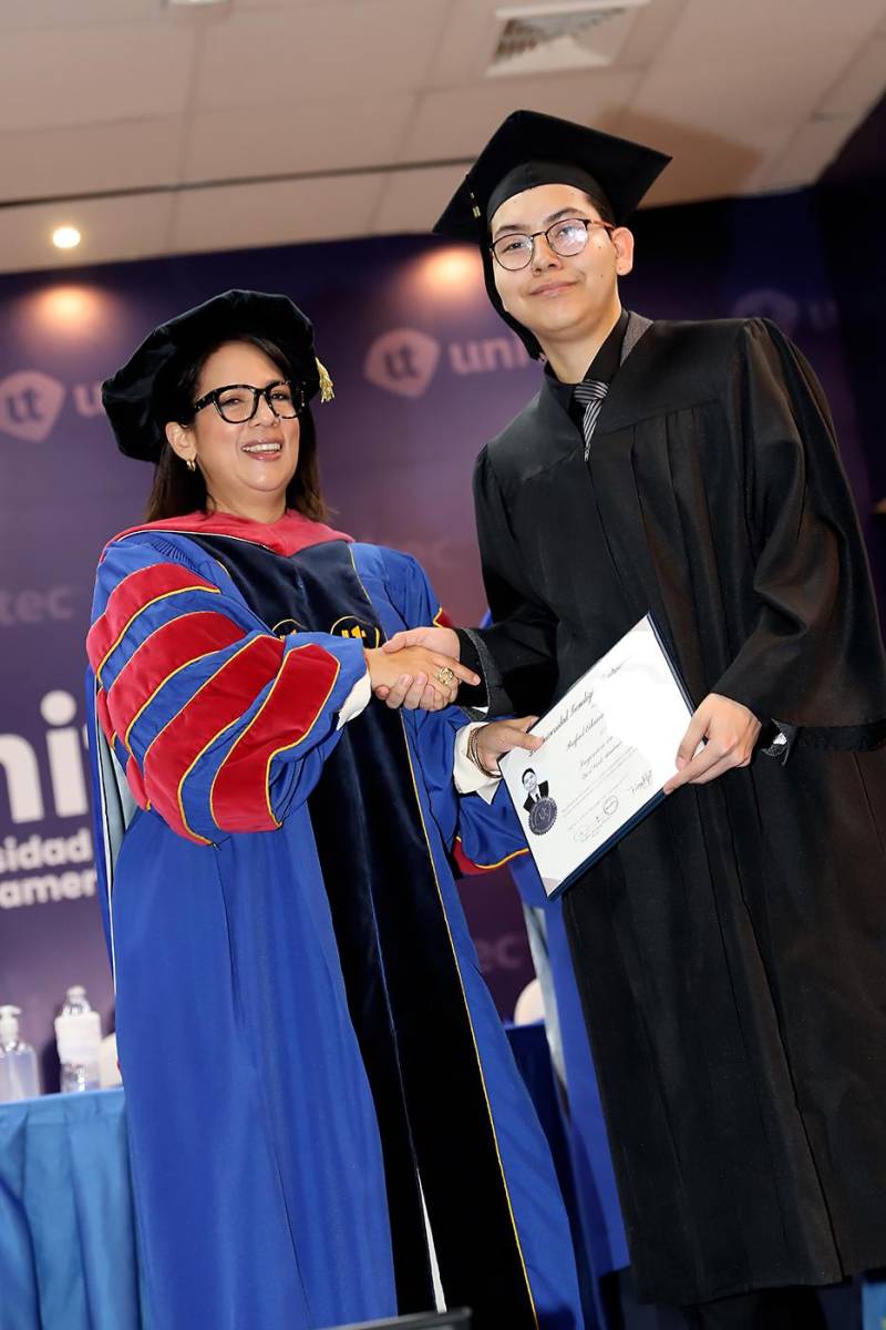 Graduaciones de Pregrado de UNITEC TGU 2025