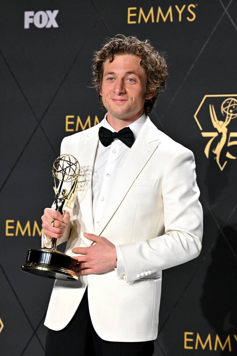 Jeremy Allen White, Mejor Actor Protagónico en una Serie de Comedia por The Bear.