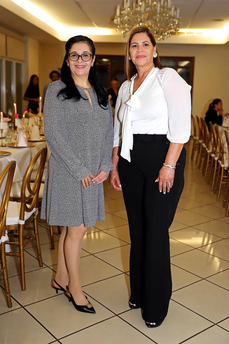 Ana Lourdes Pérez y Lesbia Meza