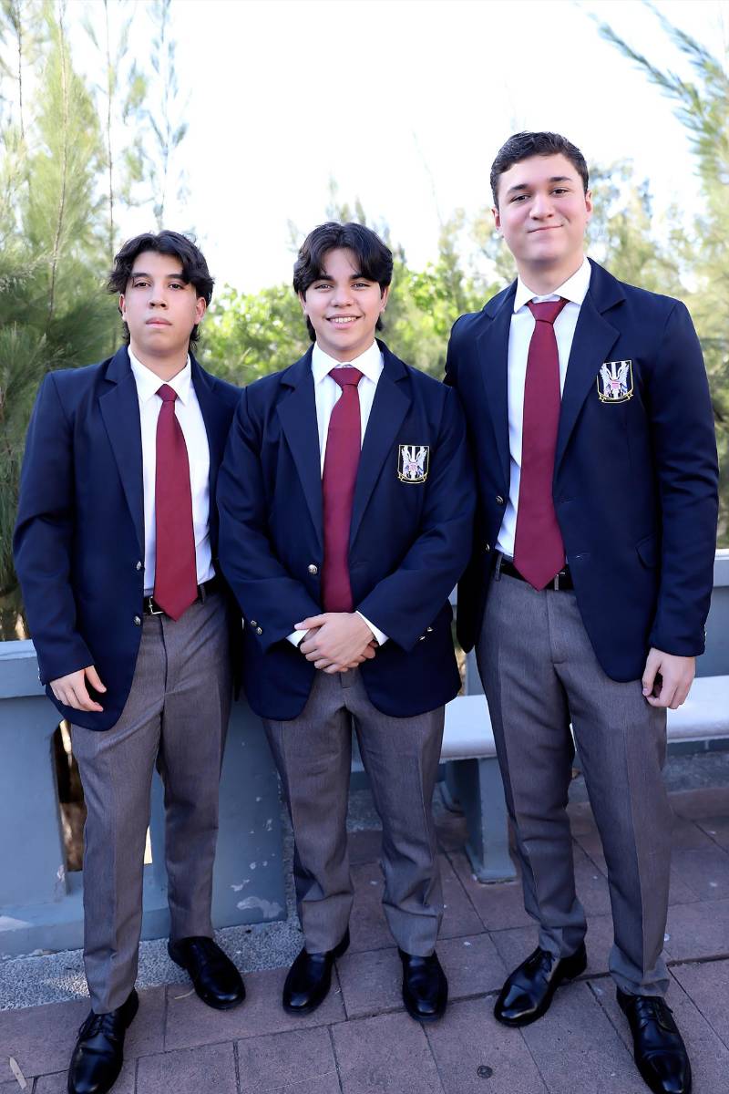 Misa de Acción de Gracias de los Seniors 2026 de la Escuela Americana