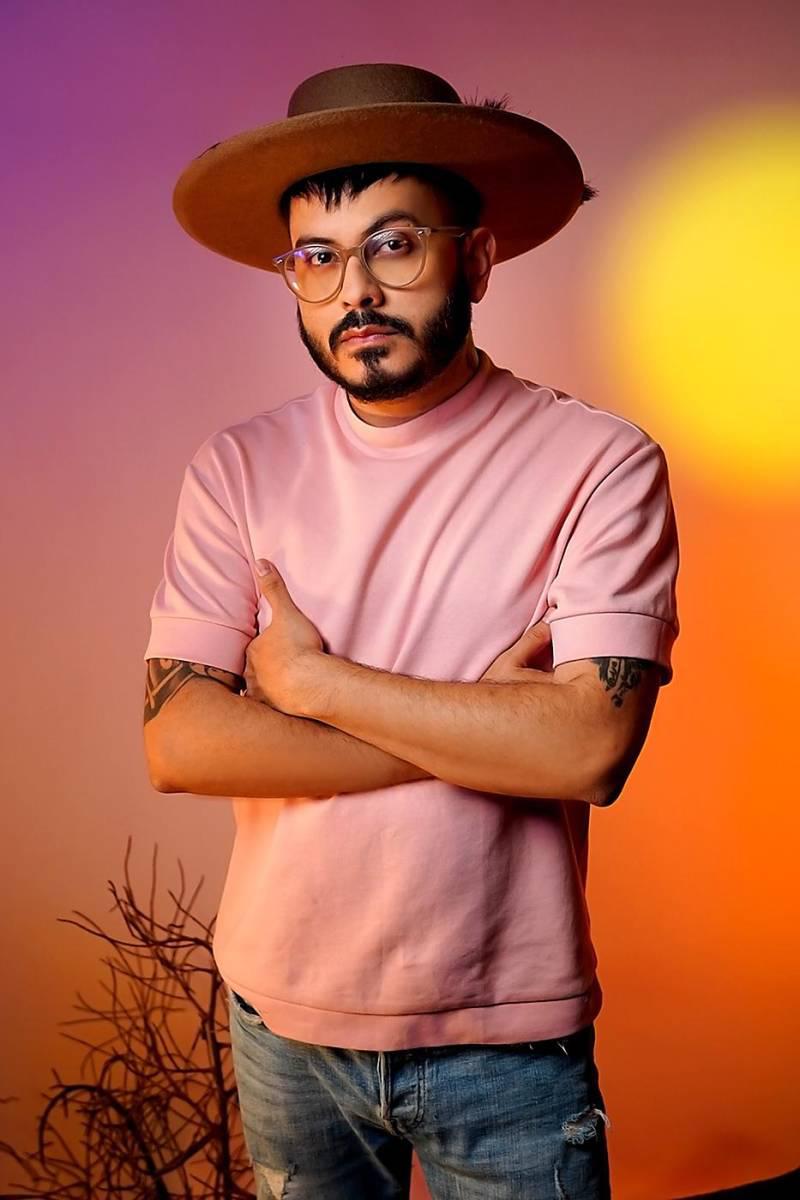 Raúl Osorio – Project RunwayEl famoso programa de diseño de modas en Estados Unidos le abrió las puertas a Raúl, quien fue aplaudido por la producción en los primeros programas. 