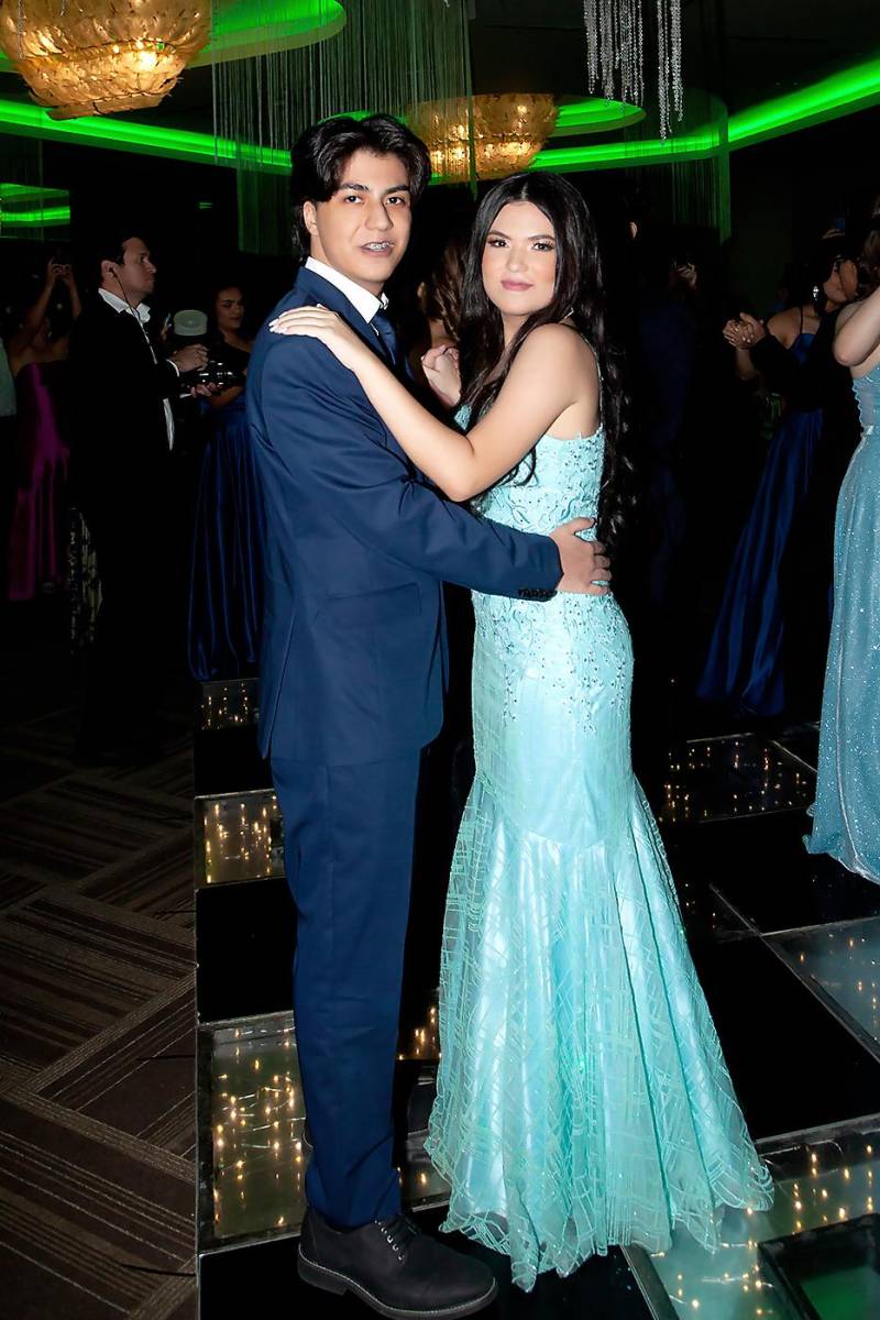 Jonathan y su hermana Alejandra Fajardo.