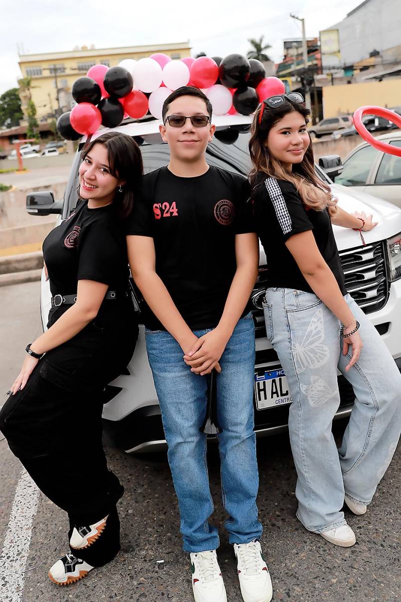 Sharon Barahona, Andreé Carmona y Emily Méndez