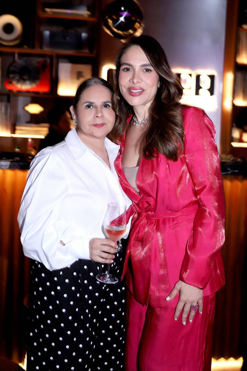 Vicky Batres y Ana Melissa Paz