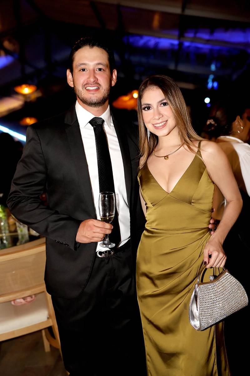  Juan Diego Zelaya y Ginna Pérez