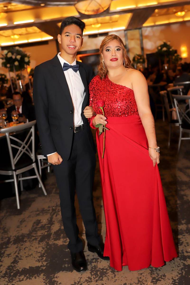 Alejandro Rosales y Yeny Ruiz Antúnez.