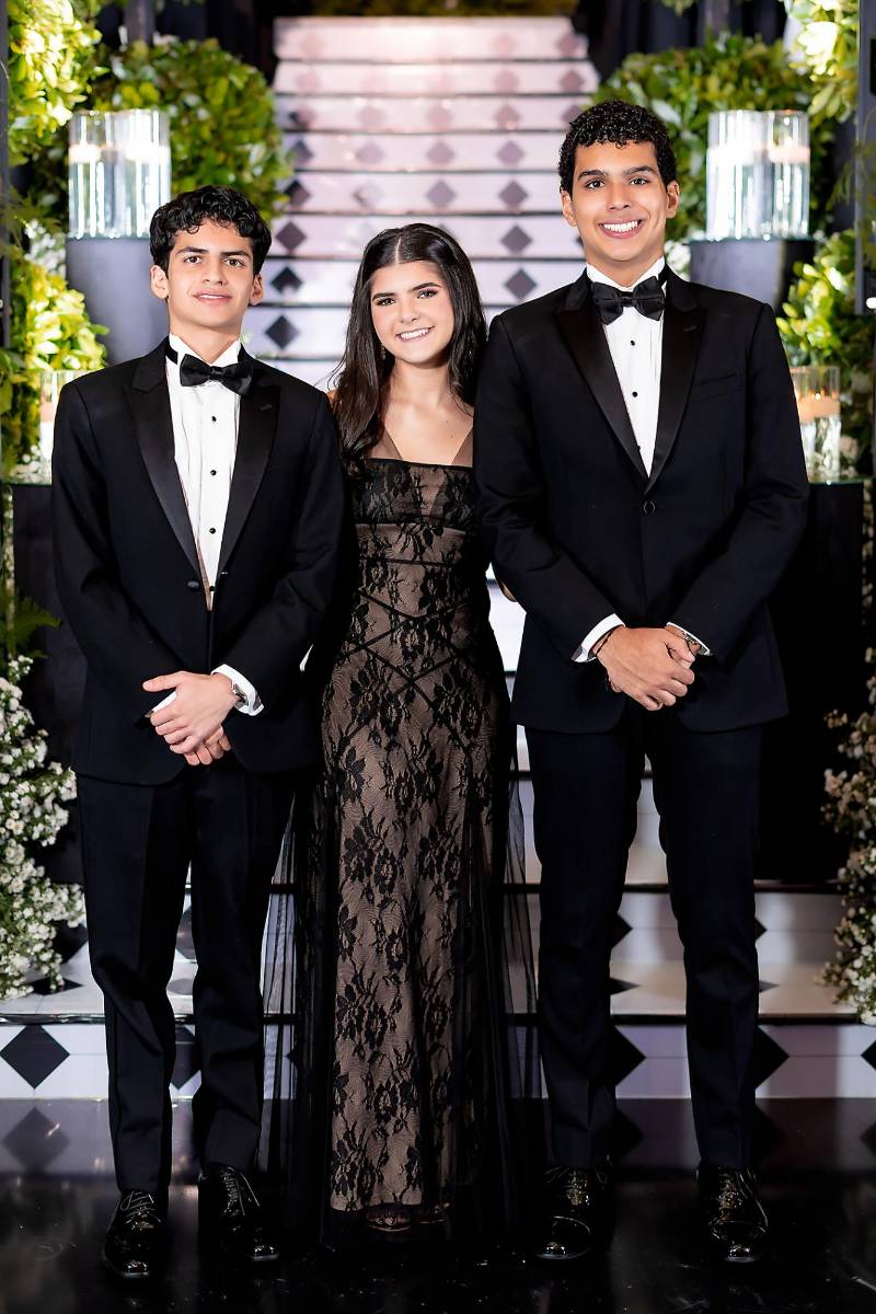 Fiesta de la prom 2026 de Antares y Aldebarán
