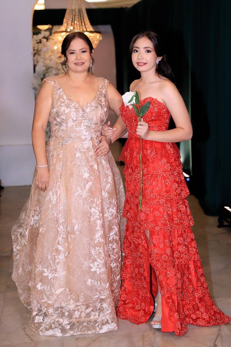 Otilia Ordóñez y Juliette Matamoros.