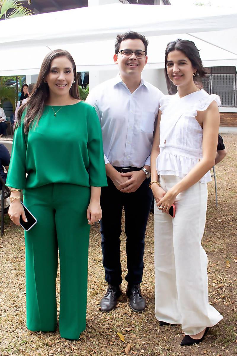 Giselle Férez, Rodolfo e Isabella Bueso