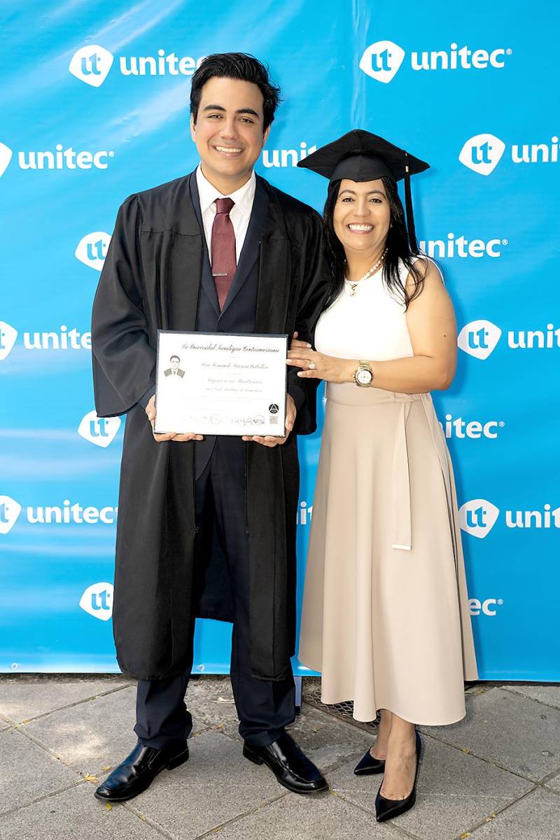 UNITEC SPS celebra la graduación de nuevos talentos y agentes de cambio