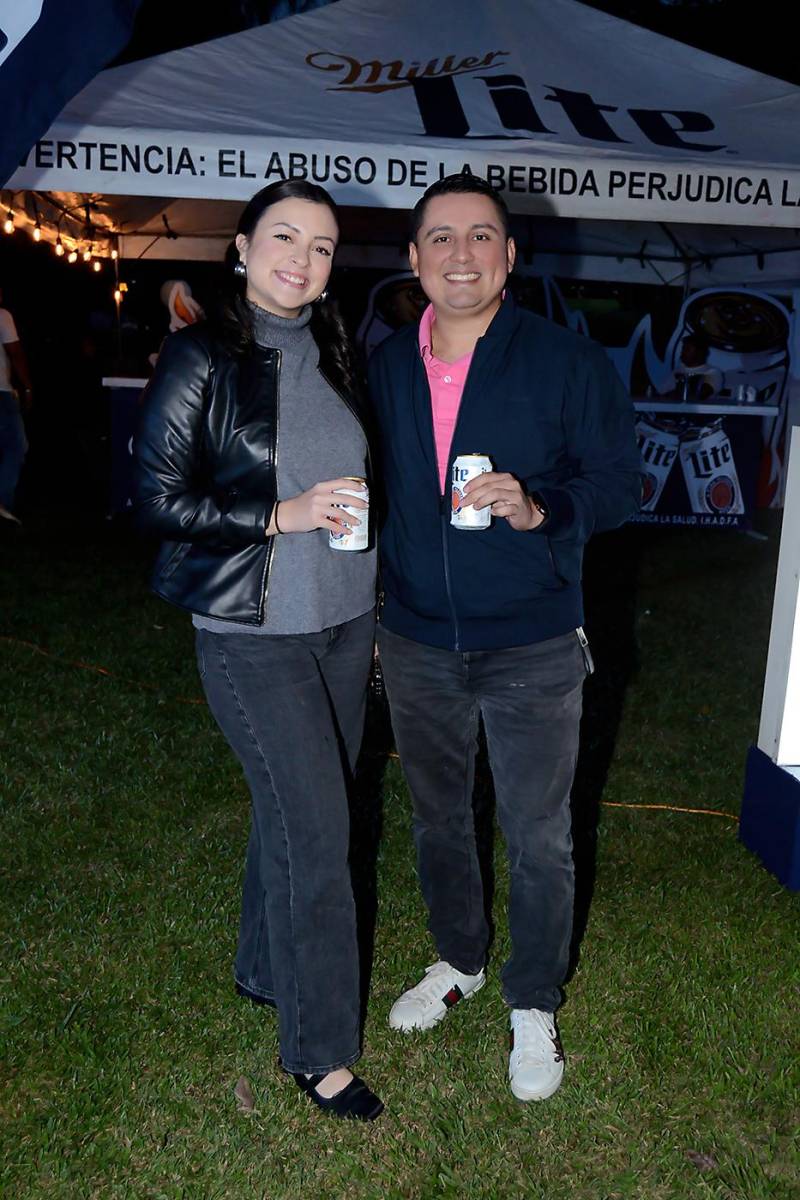 Andrea Walchez y Aarón Laínez.