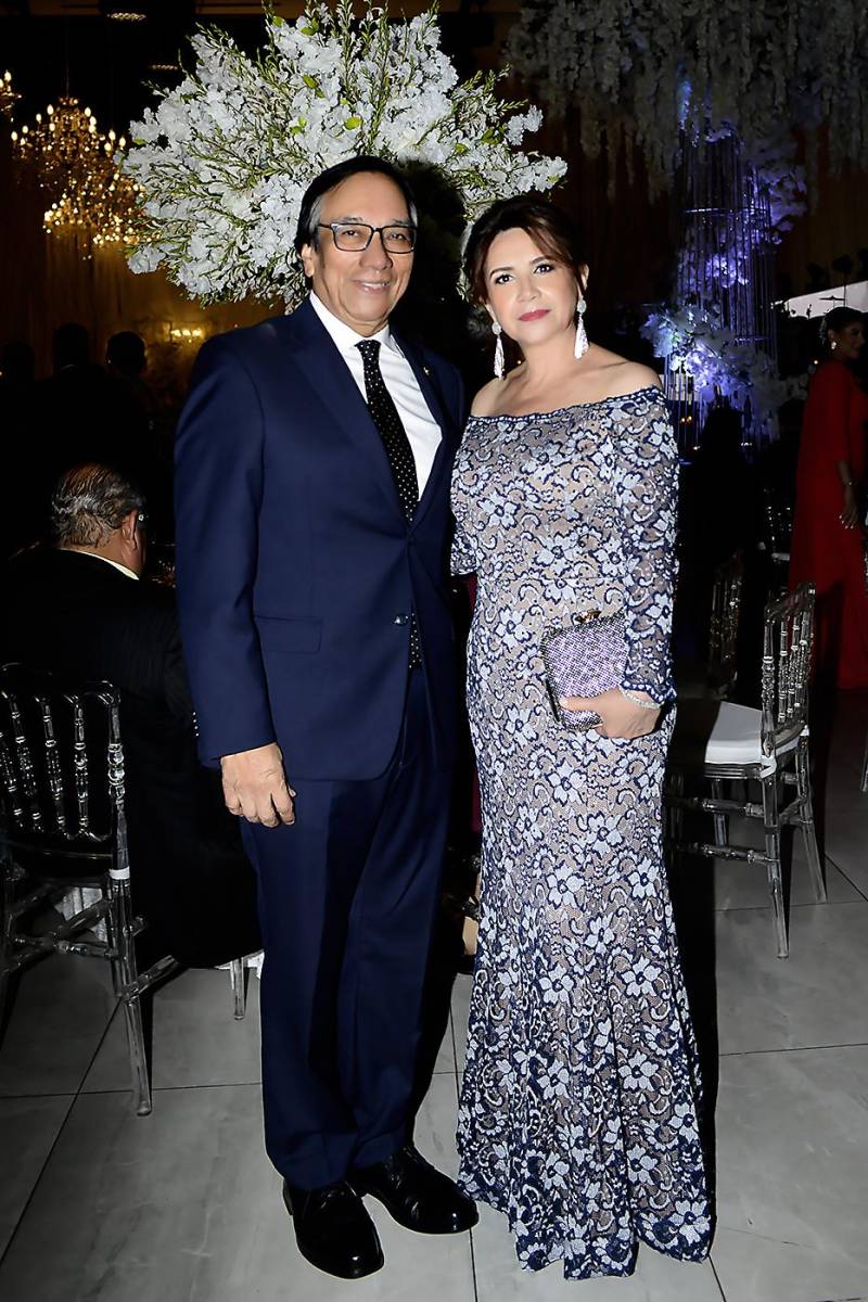 Víctor Manuel y Lizeth de Rodríguez