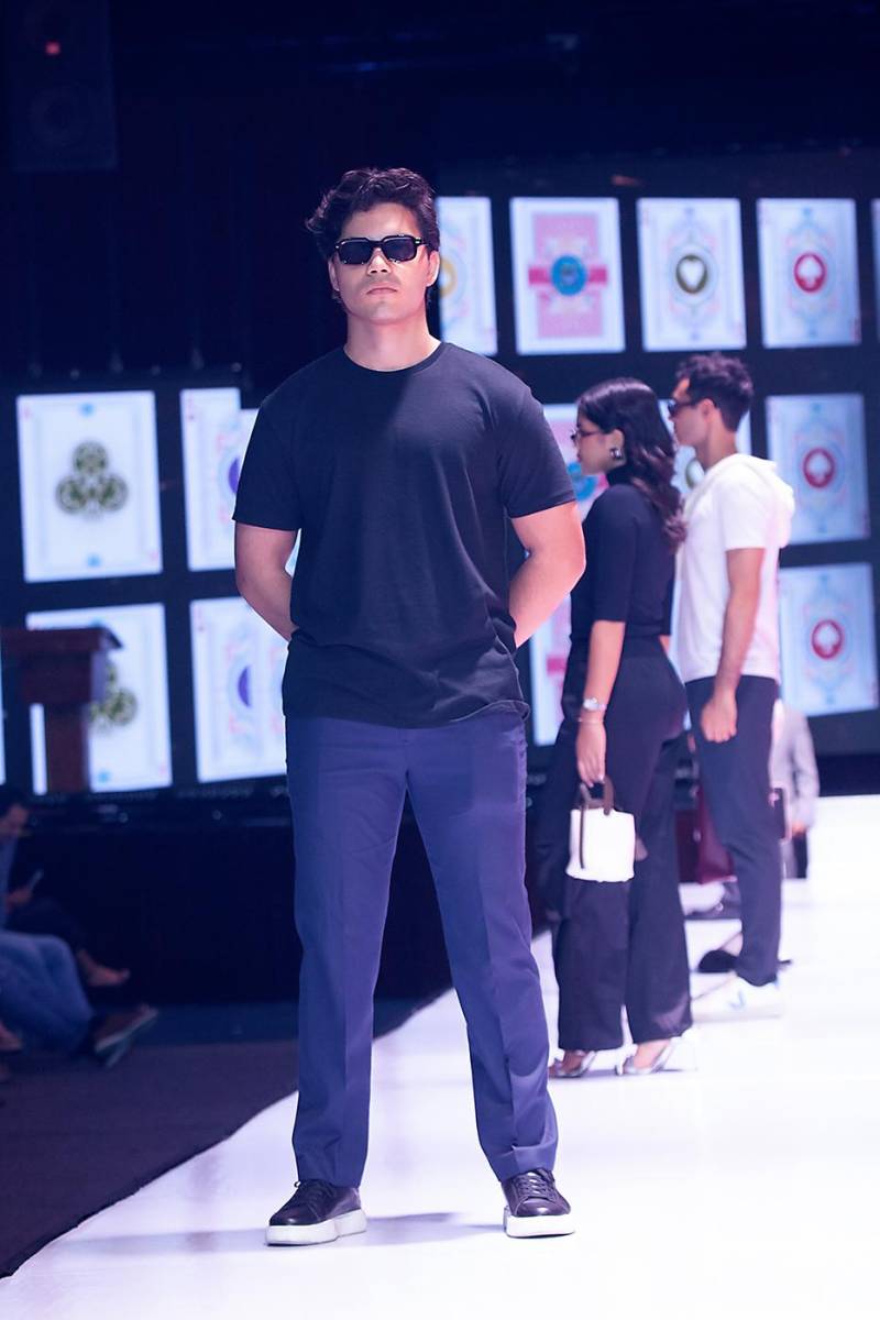 Senior Fashion Show “Ace of Style” de la Escuela Internacional Sampedrana 2025