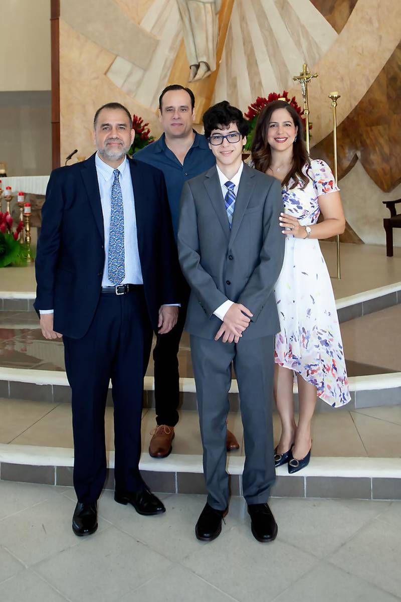 Sergio Díaz, Francisco Rivera, Santiago Rivera y Doris Peña.