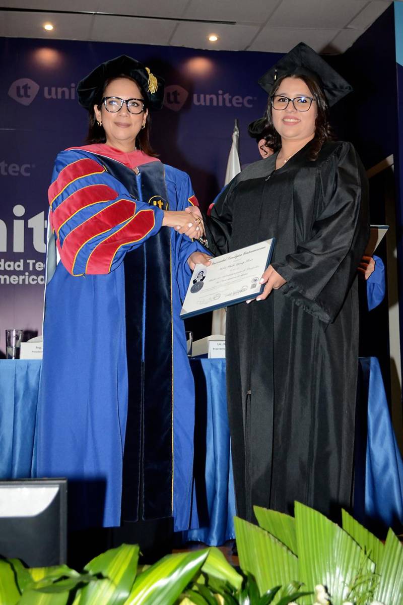 Graduaciones de Posgrado de UNITEC de Tegucigalpa 2025