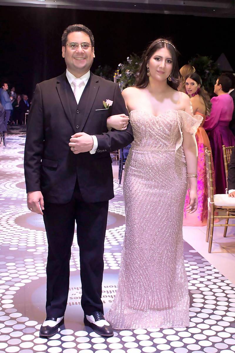Luis y Sophia Alvarado. 