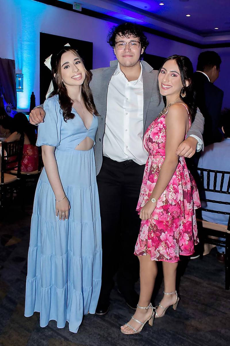  Beatriz Estrada, Daniel Bobadilla y Giovanna Pereira