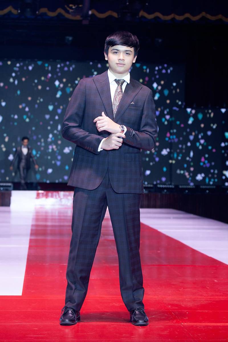 Senior Fashion Show “Ace of Style” de la Escuela Internacional Sampedrana 2025