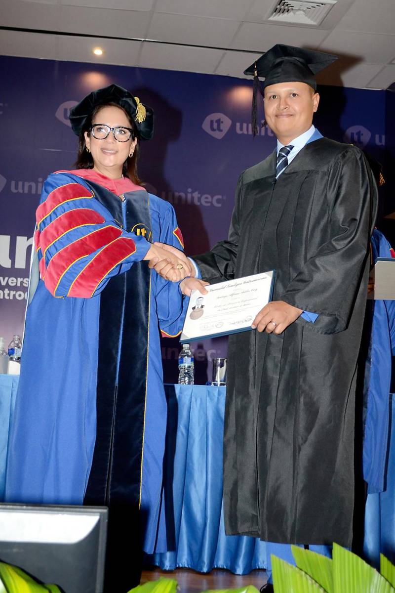 Graduaciones de Posgrado de UNITEC de Tegucigalpa 2025