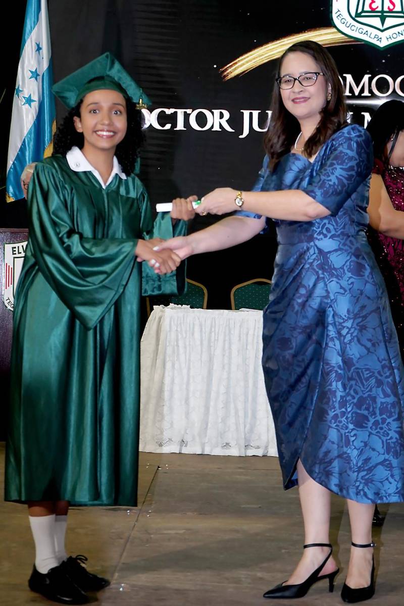Graduación de los seniors 2024 de Elvel School