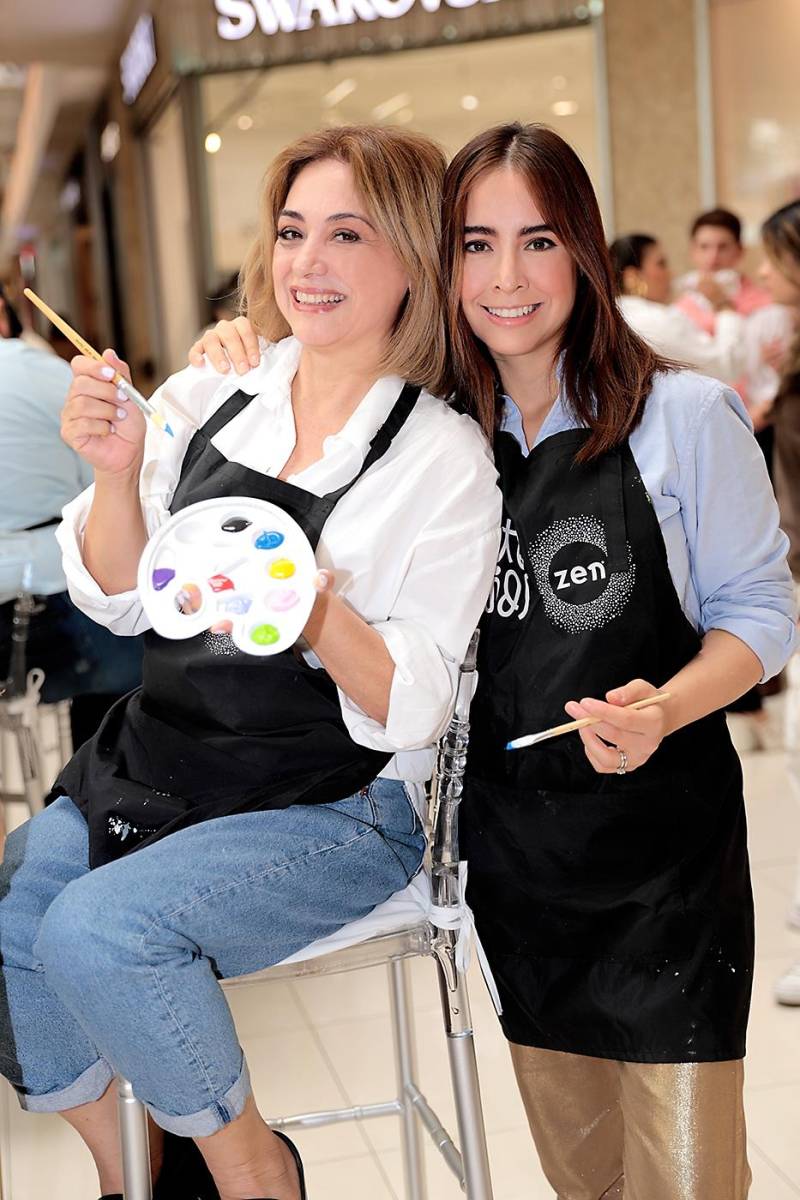 Maricela Cano y Mara Valladarez.