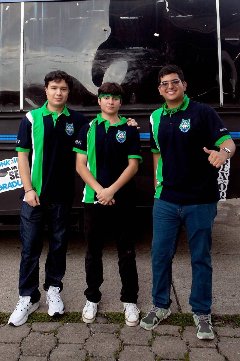 Juan Pablo Rodríguez, Hernán Villanueva y Ángel Sabillón.