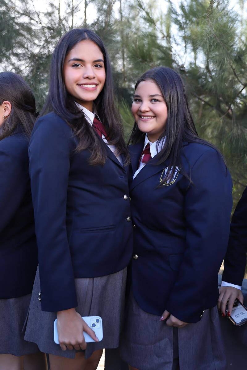 Misa de Acción de Gracias de los Seniors 2026 de la Escuela Americana