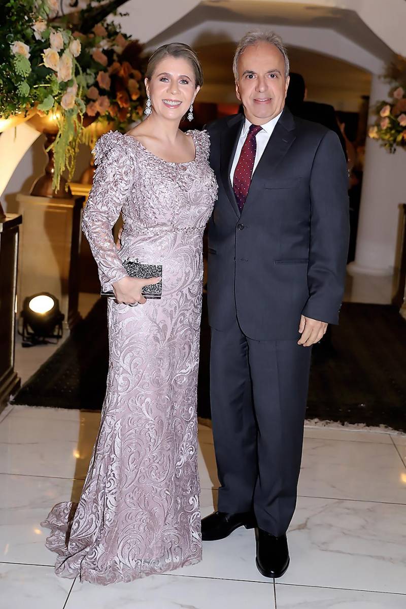Así fue la boda de Próspero Castellanos y María Isabel Simón