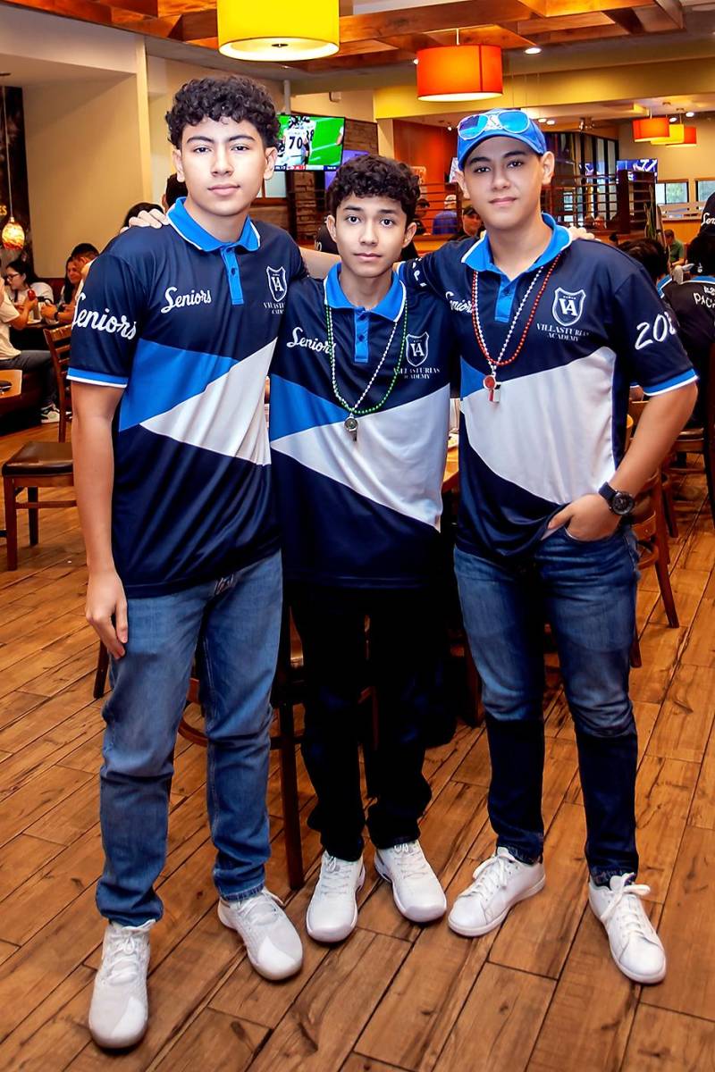 Erick Arévalo, Alejandro Miranda y Ángel Ordoñez.