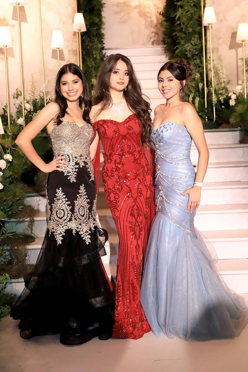Sofía Cerrato, Kathy Hadweh y Amy Oseguera