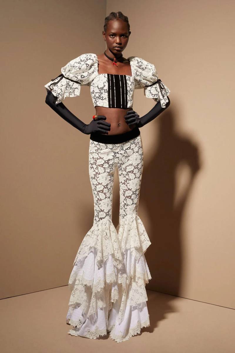 La colección salvaje de Roberto Cavalli inspirada en The White Lotus