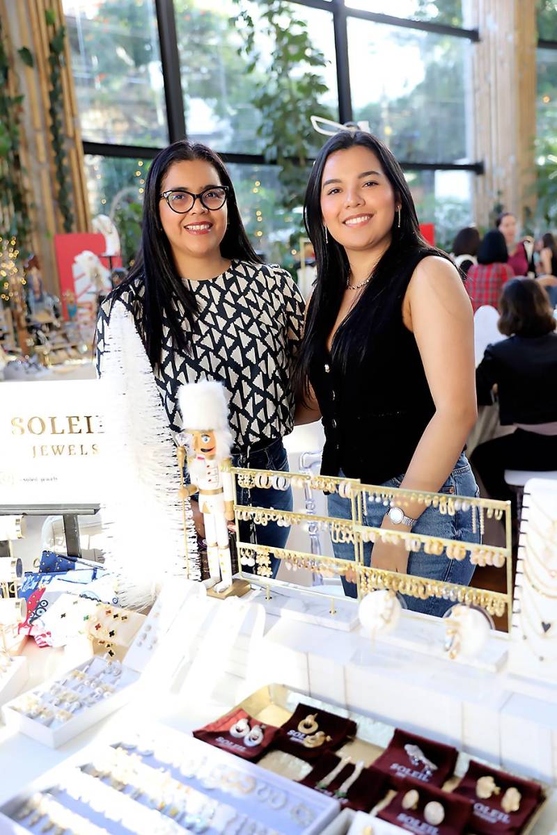 Kenia y Andrea Merren de Soleil Jewels. 