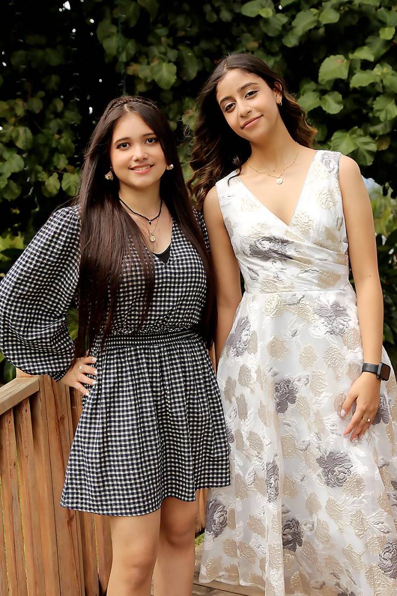 Ana Raquel Andino y Abby Fernández 
