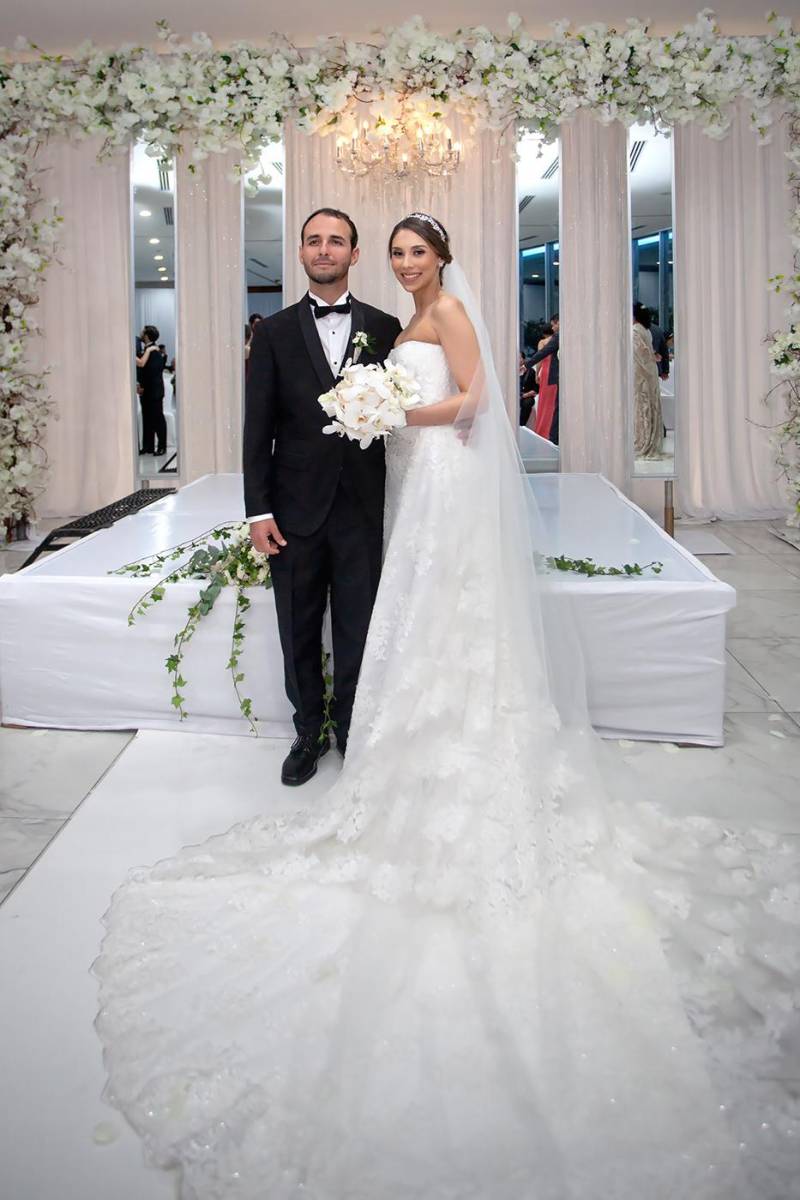 Faiz Antón Andonie y su esposa Stephanie Nicole Dox Montes.