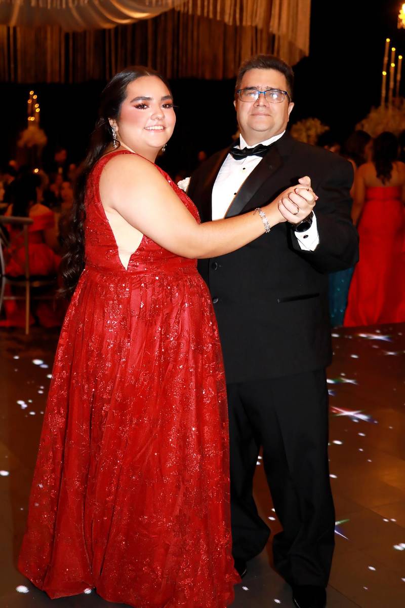Sofia Funes y su padre Gonzalo Funes. 