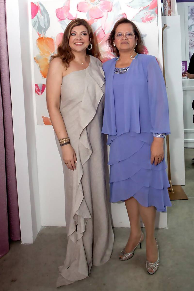 Jenny y su madre Lidia Ordoñez.