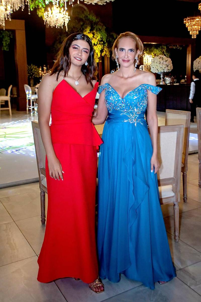 Ana Mejía e Isabel Vitanza.